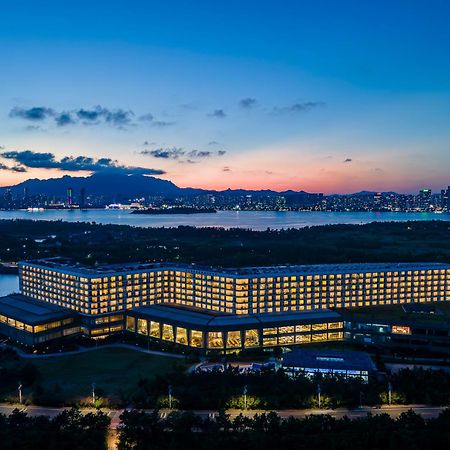 Wyndham Grand Qingdao Ξενοδοχείο Εξωτερικό φωτογραφία