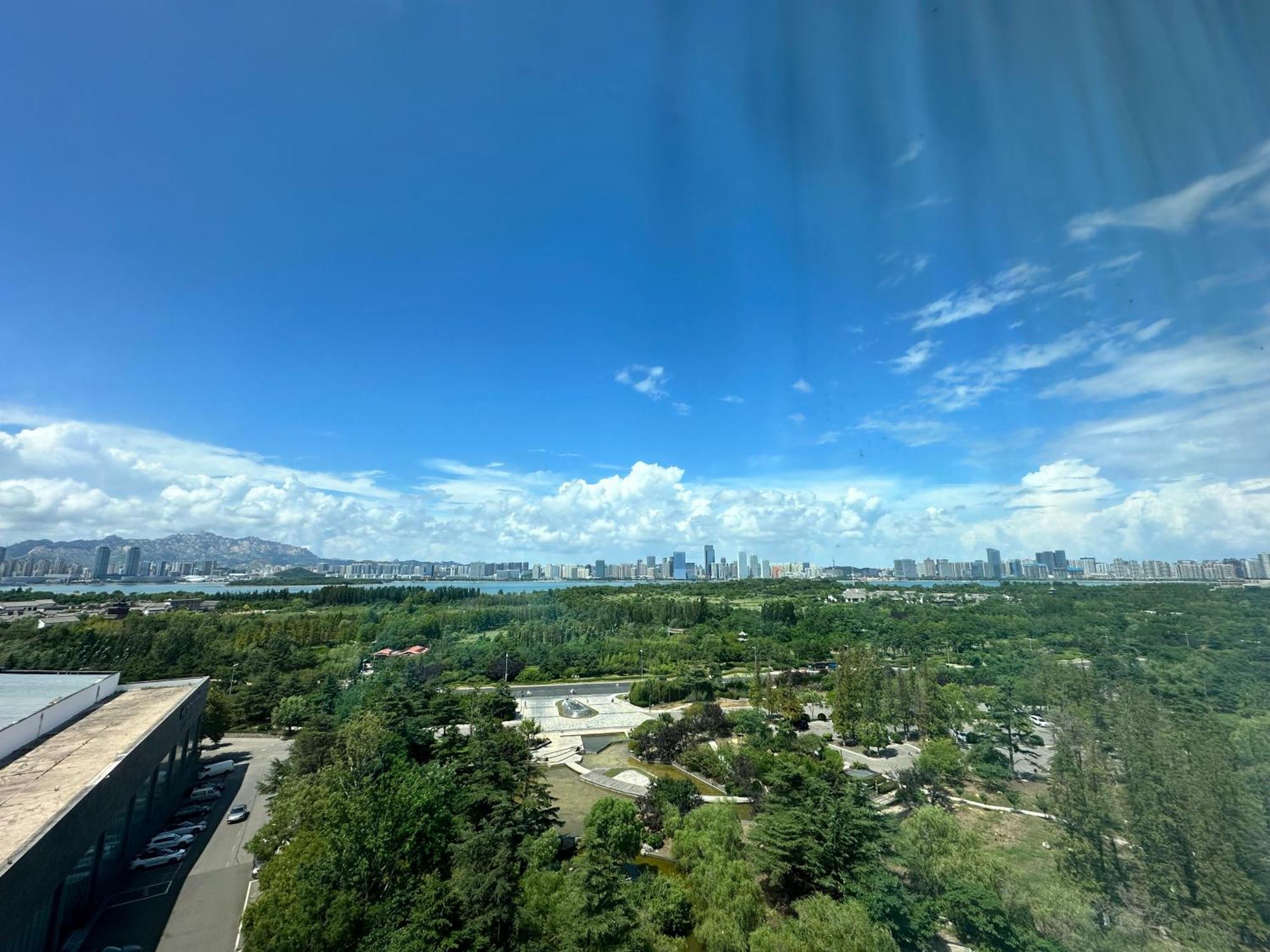 Wyndham Grand Qingdao Ξενοδοχείο Εξωτερικό φωτογραφία