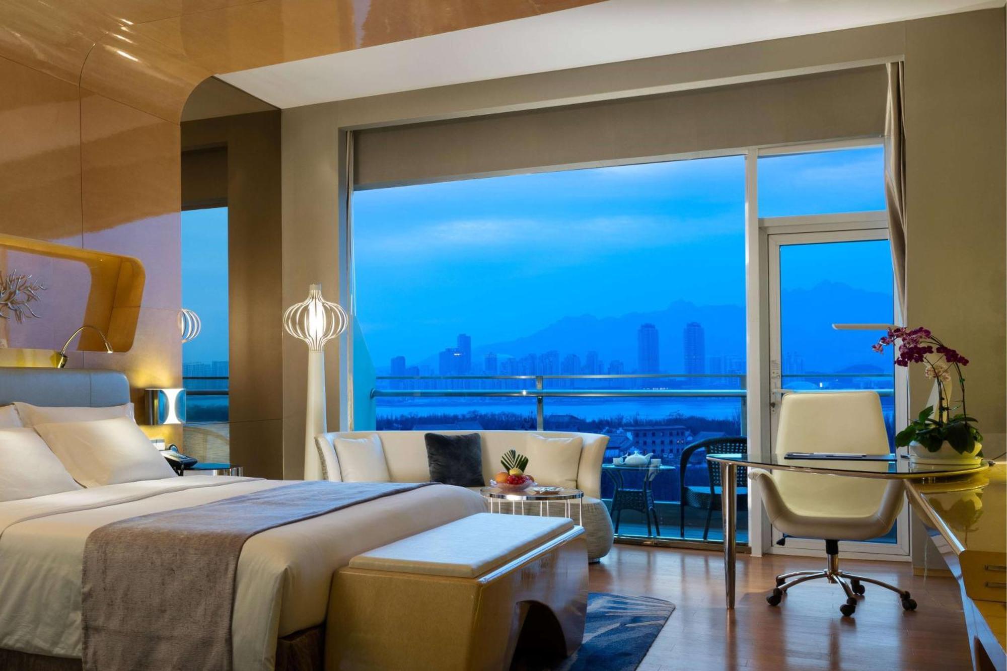 Wyndham Grand Qingdao Ξενοδοχείο Εξωτερικό φωτογραφία