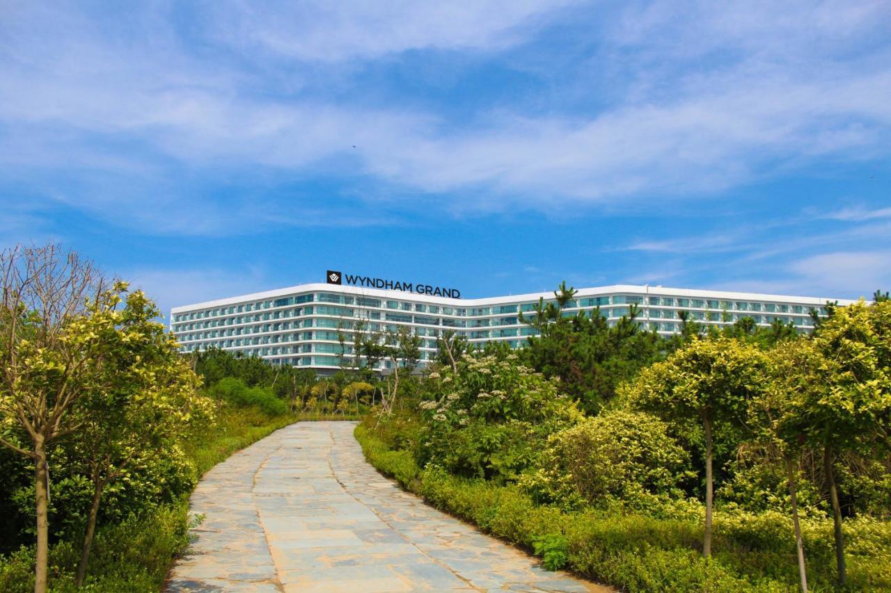 Wyndham Grand Qingdao Ξενοδοχείο Εξωτερικό φωτογραφία